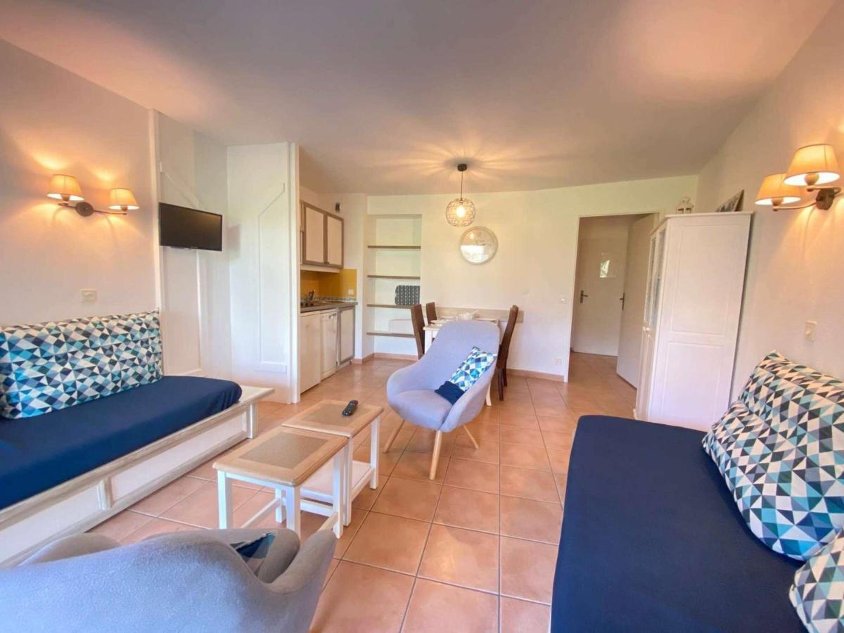 2 Pieces Avec Terrasse, Parking, Piscines - A 300m De La A - Fr-1-245-18 Apartment *