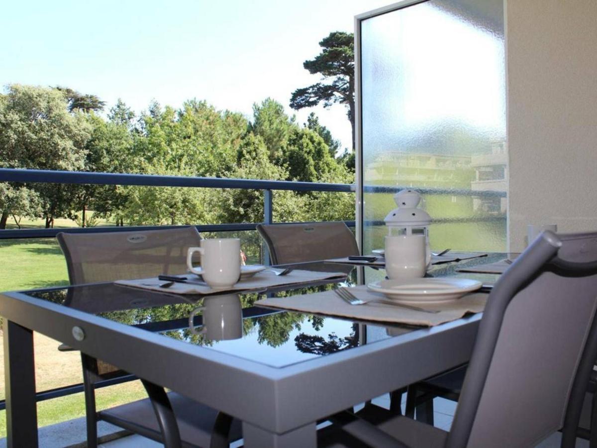 2 Pieces Avec Terrasse, Parking, Piscines - A 300m De La A - Fr-1-245-18 *